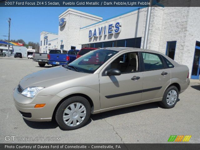 2007 Ford Focus ZX4 S Sedan in Pueblo Gold Metallic