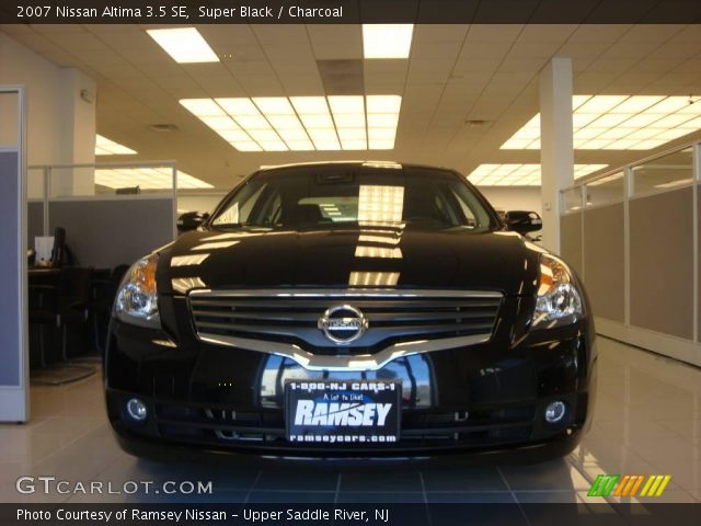 2007 Nissan Altima 3.5 SE in Super Black