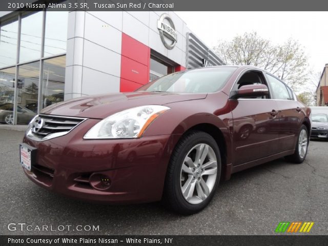 2010 Nissan Altima 3.5 SR in Tuscan Sun Red