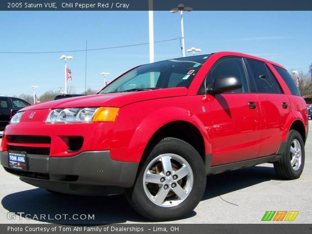 2005 Saturn VUE  in Chili Pepper Red