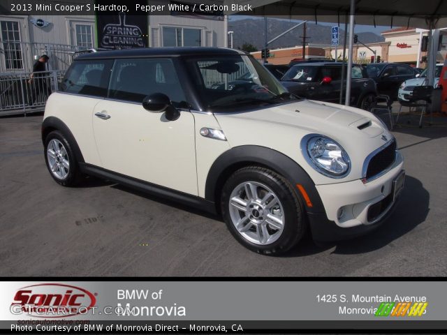 2013 Mini Cooper S Hardtop in Pepper White