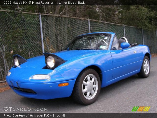 1992 Mazda MX-5 Miata Roadster in Mariner Blue