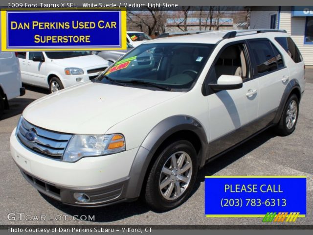 2009 Ford Taurus X SEL in White Suede