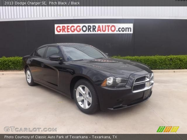 2013 Dodge Charger SE in Pitch Black