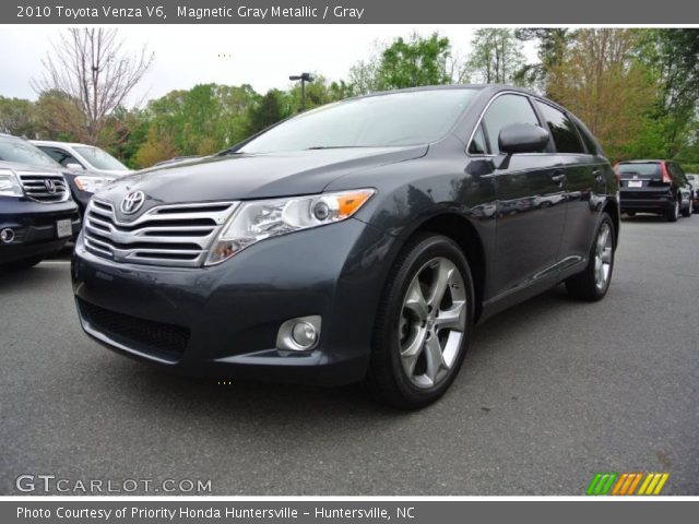 2010 Toyota Venza V6 in Magnetic Gray Metallic