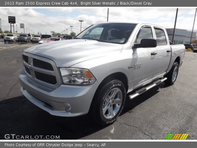 2013 Ram 1500 Express Crew Cab 4x4 in Bright Silver Metallic