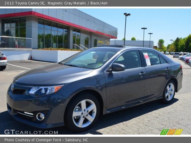 2013 Toyota Camry SE in Magnetic Gray Metallic
