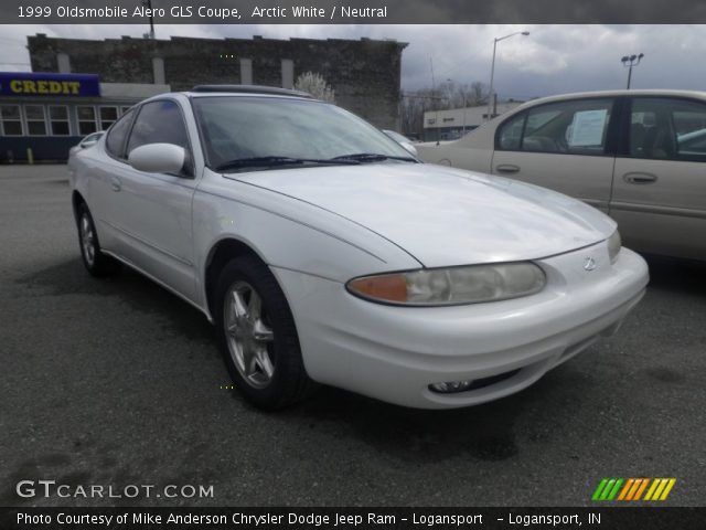 1999 Oldsmobile Alero GLS Coupe in Arctic White