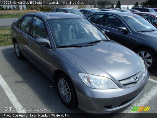 2005 Honda Civic EX Sedan in Magnesium Metallic