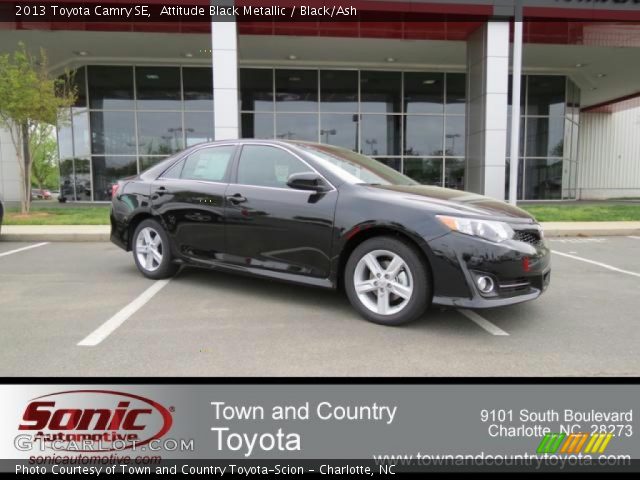 2013 Toyota Camry SE in Attitude Black Metallic