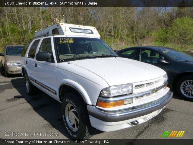2000 Chevrolet Blazer LS 4x4 in Summit White