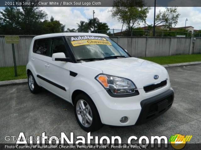 2011 Kia Soul + in Clear White