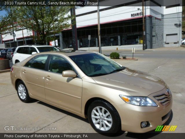 2010 Toyota Camry XLE in Sandy Beach Metallic
