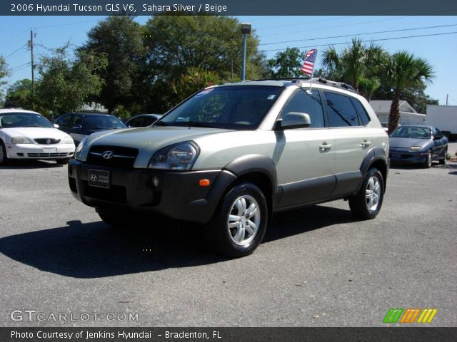 2006 Hyundai Tucson GLS V6 in Sahara Silver