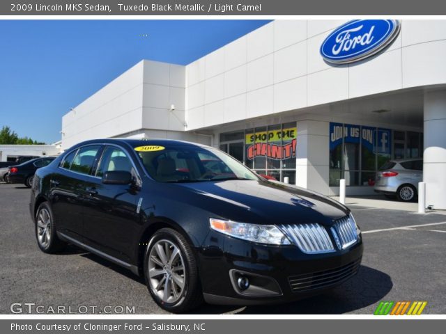 2009 Lincoln MKS Sedan in Tuxedo Black Metallic