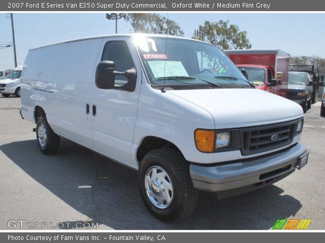2007 Ford E Series Van E350 Super Duty Commercial in Oxford White