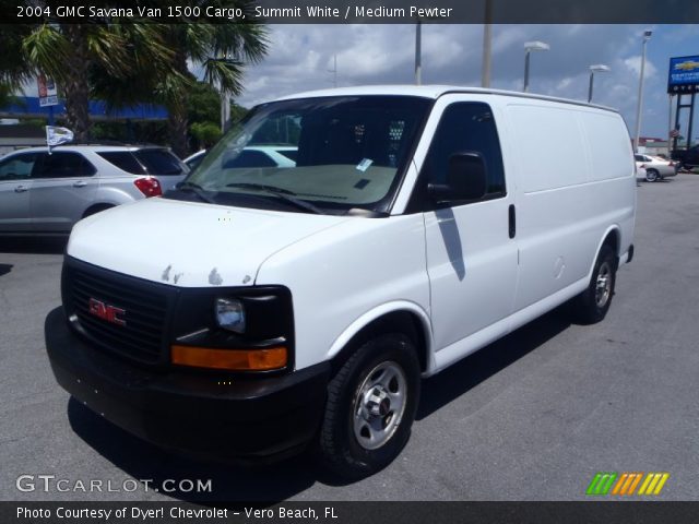 2004 GMC Savana Van 1500 Cargo in Summit White
