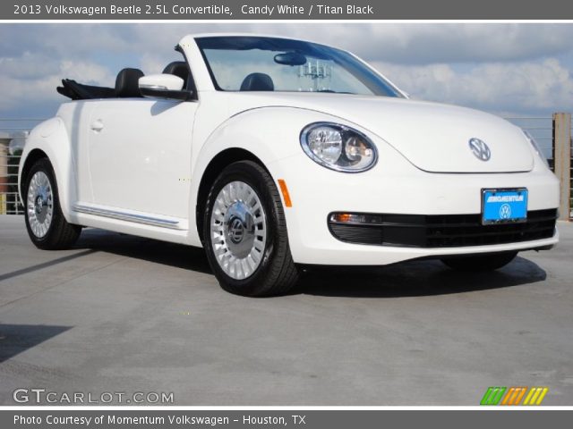 2013 Volkswagen Beetle 2.5L Convertible in Candy White
