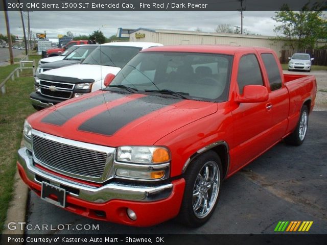 2005 GMC Sierra 1500 SLT Extended Cab in Fire Red