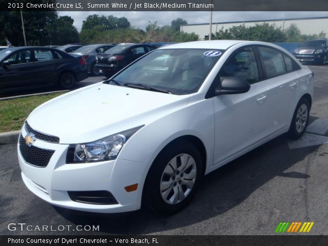 2013 Chevrolet Cruze LS in Summit White