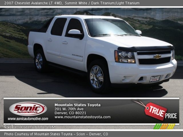 2007 Chevrolet Avalanche LT 4WD in Summit White