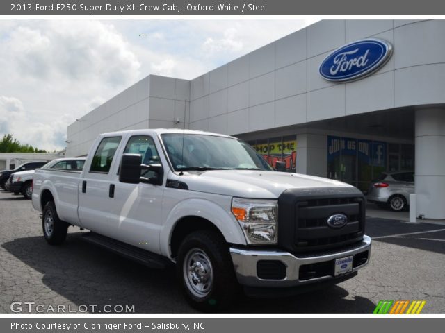 2013 Ford F250 Super Duty XL Crew Cab in Oxford White