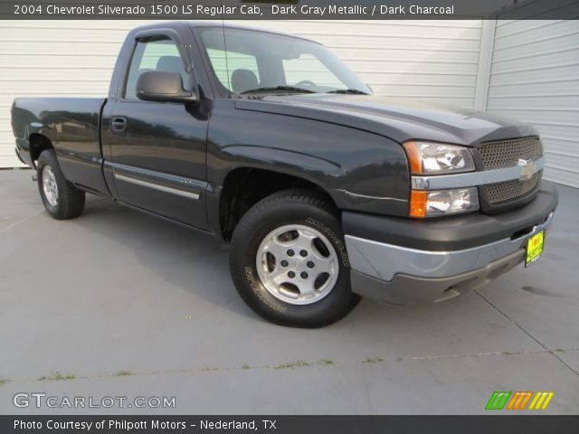 2004 Chevrolet Silverado 1500 LS Regular Cab in Dark Gray Metallic