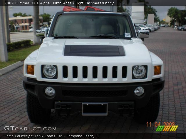 2009 Hummer H3 T Alpha in Birch White