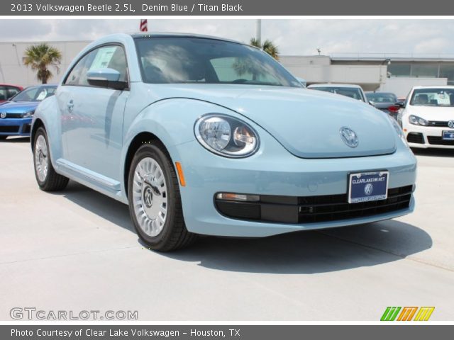 2013 Volkswagen Beetle 2.5L in Denim Blue