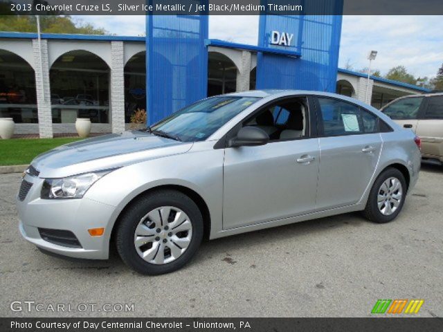 2013 Chevrolet Cruze LS in Silver Ice Metallic