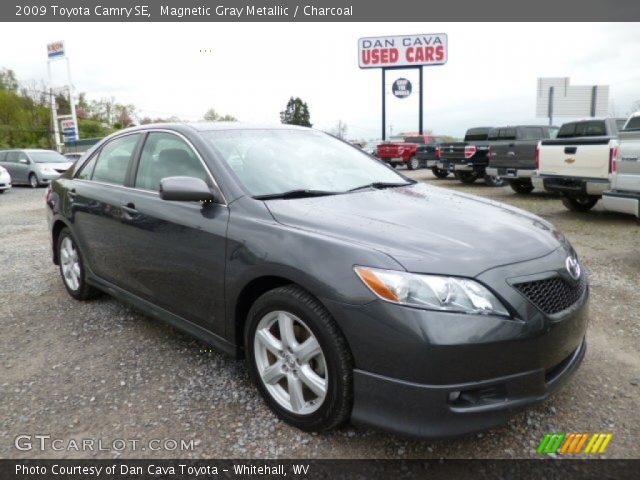 2009 Toyota Camry SE in Magnetic Gray Metallic