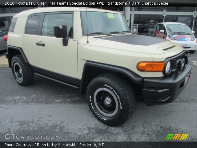 2010 Toyota FJ Cruiser Trail Teams Special Edition 4WD in Sandstorm