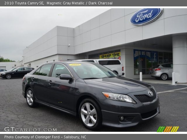 2010 Toyota Camry SE in Magnetic Gray Metallic