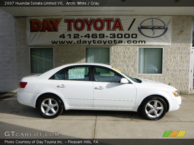 2007 Hyundai Sonata Limited V6 in Arctic White