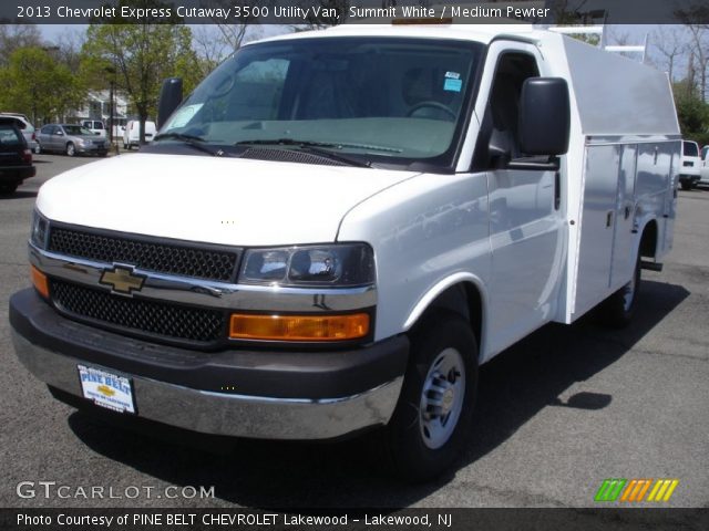 2013 Chevrolet Express Cutaway 3500 Utility Van in Summit White