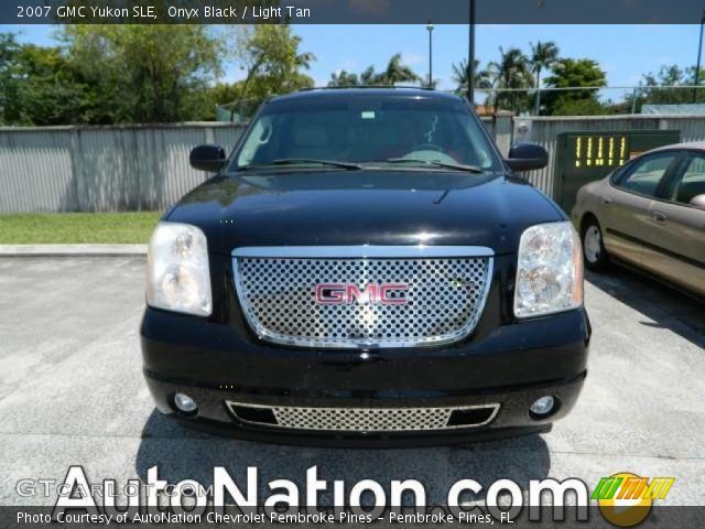 2007 GMC Yukon SLE in Onyx Black