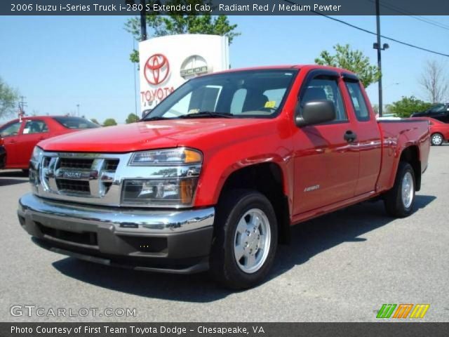 2006 Isuzu i-Series Truck i-280 S Extended Cab in Radiant Red