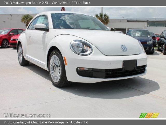 2013 Volkswagen Beetle 2.5L in Candy White