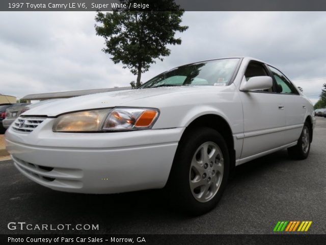 1997 Toyota Camry LE V6 in Super White