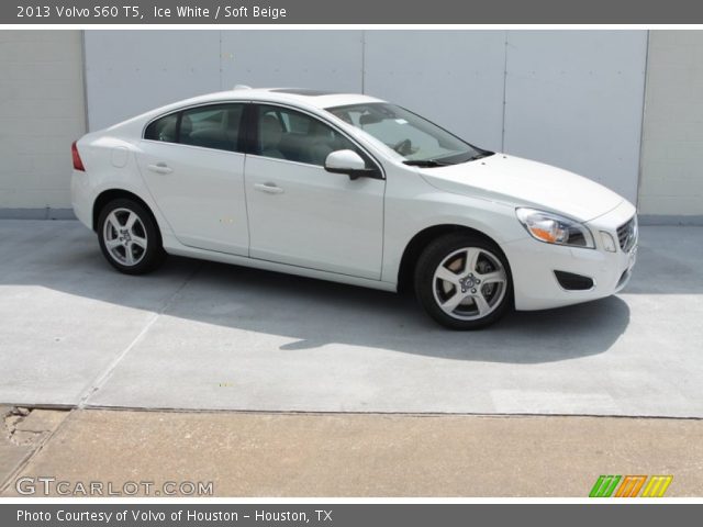 2013 Volvo S60 T5 in Ice White