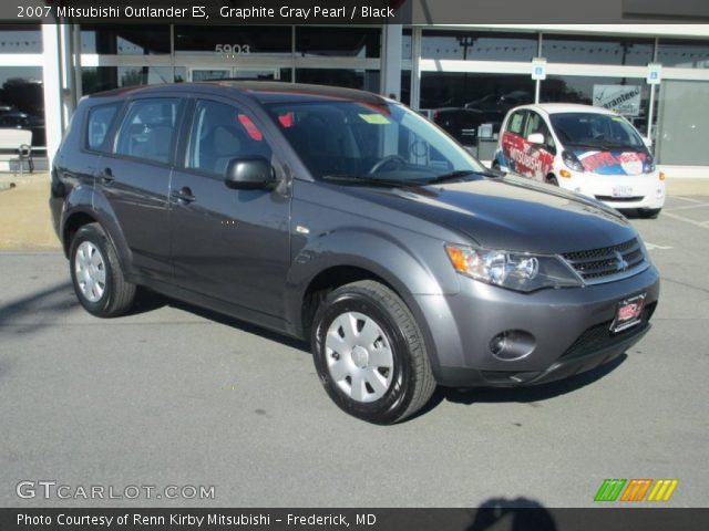 2007 Mitsubishi Outlander ES in Graphite Gray Pearl