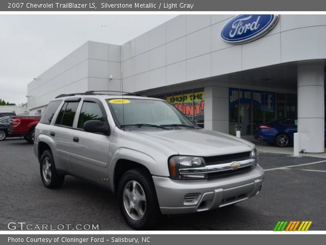 2007 Chevrolet TrailBlazer LS in Silverstone Metallic