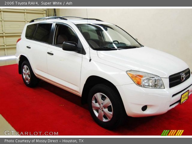 2006 Toyota RAV4  in Super White