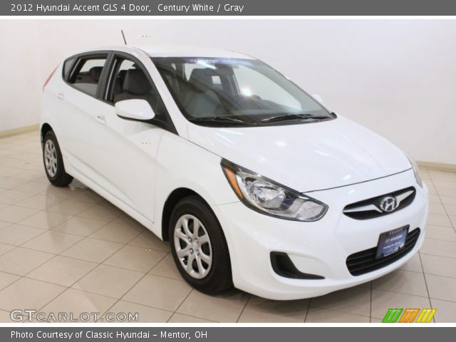 2012 Hyundai Accent GLS 4 Door in Century White