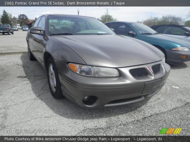 2001 Pontiac Grand Prix SE Sedan in Dark Bronzemist Metallic