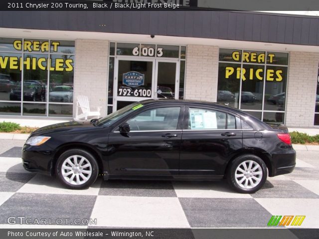 2011 Chrysler 200 Touring in Black