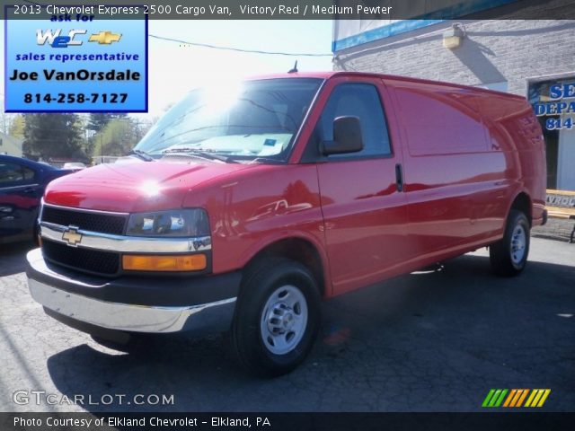 2013 Chevrolet Express 2500 Cargo Van in Victory Red