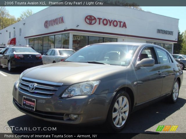 2006 Toyota Avalon XLS in Phantom Gray Pearl