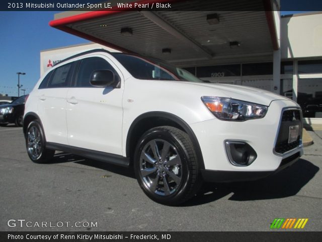 2013 Mitsubishi Outlander Sport LE in White Pearl