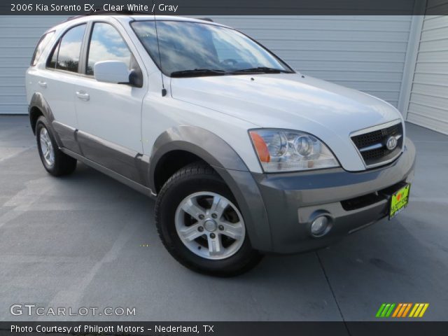 2006 Kia Sorento EX in Clear White